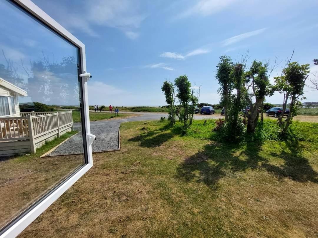 Отель Vault 21 Милом Экстерьер фото